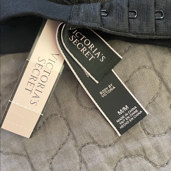 Victoria's Secret Body Collection Black Lace Mesh Sexy Bralette NWT Medium - Picture 2 of 9